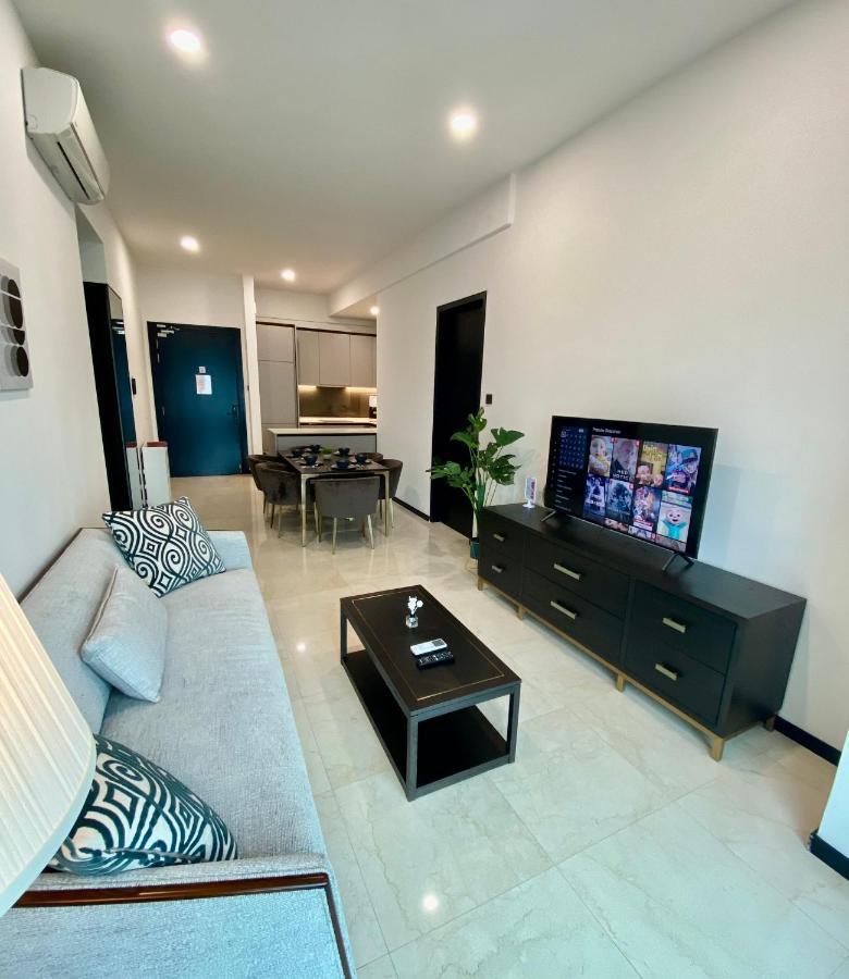 Eucation - Opus Apartment *