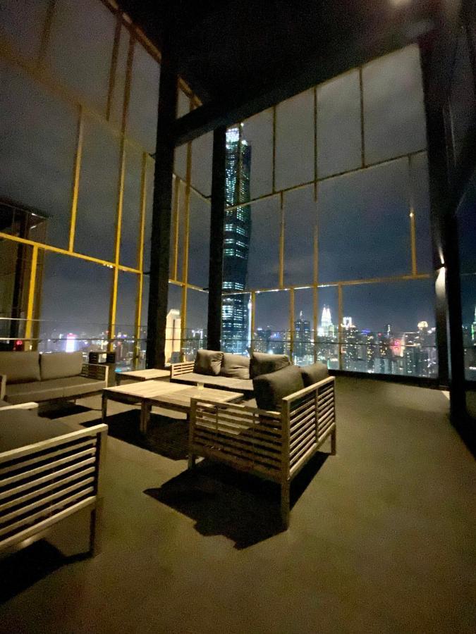 Eucation - Opus Apartment
