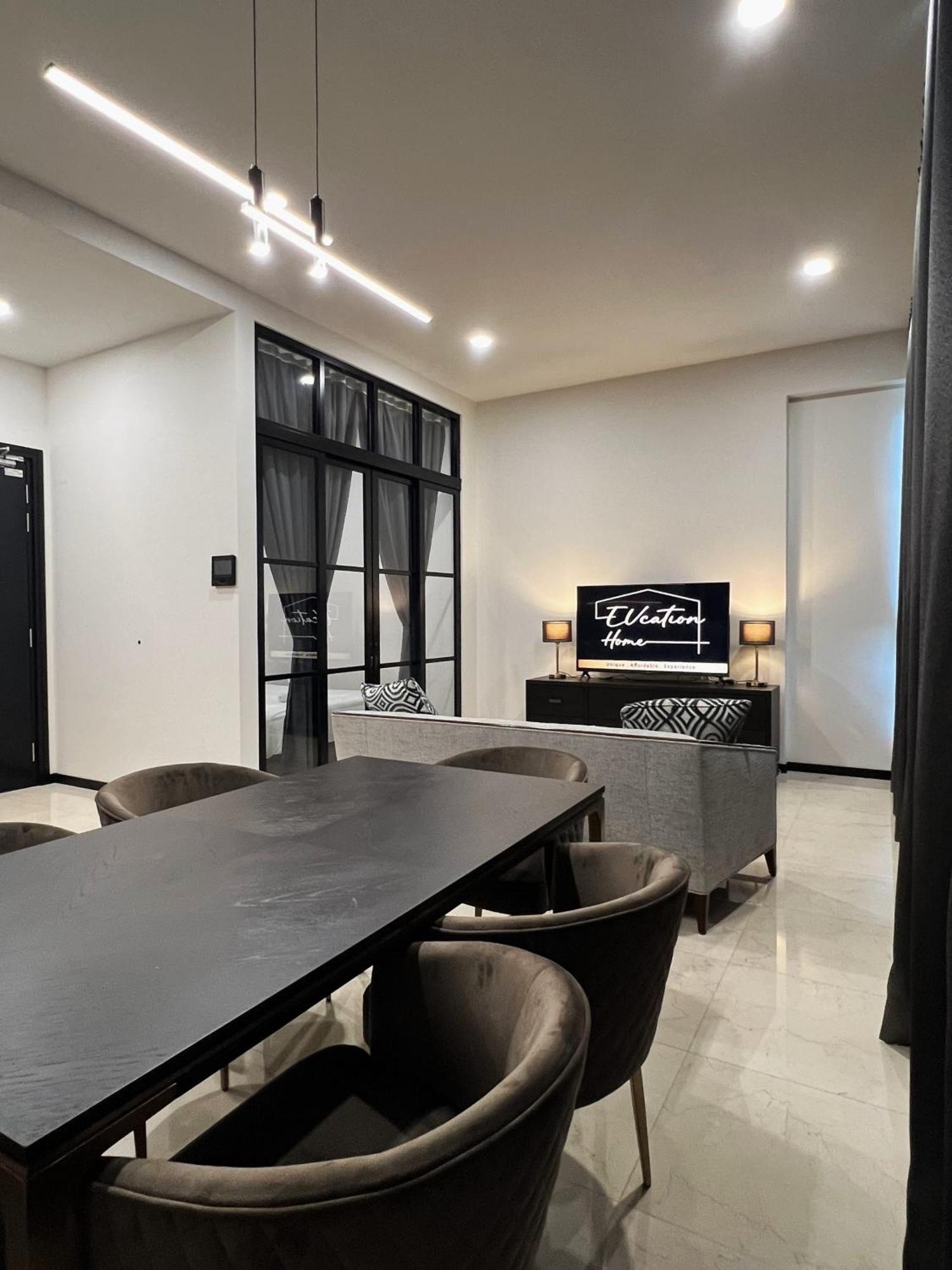 Eucation - Opus Apartment *