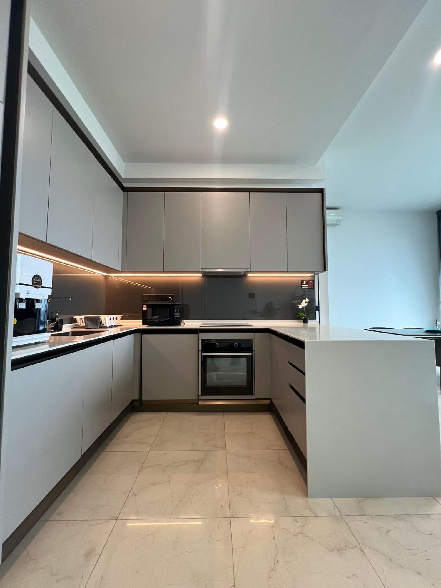 Apartment Eucation - Opus *