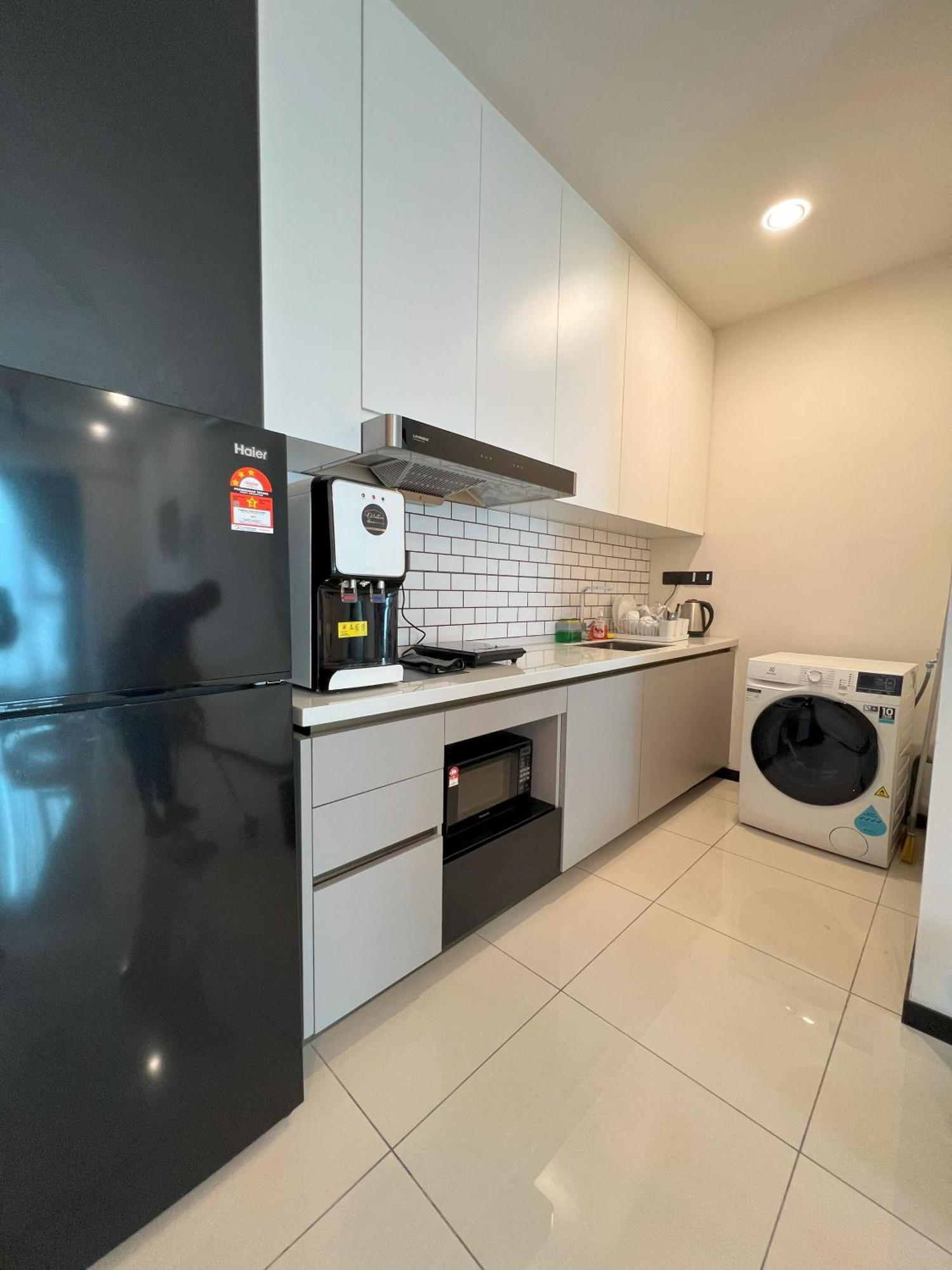 Eucation - Opus Apartment *